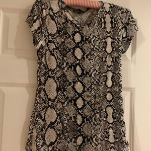 Python print short sleeve fitted short sleeve size medium from Express